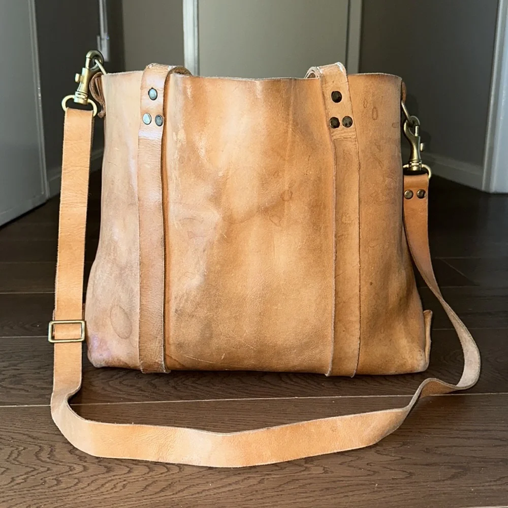 Poglia Porter Hat Holder Weather Aged Tan Beige Brown Leather Bag